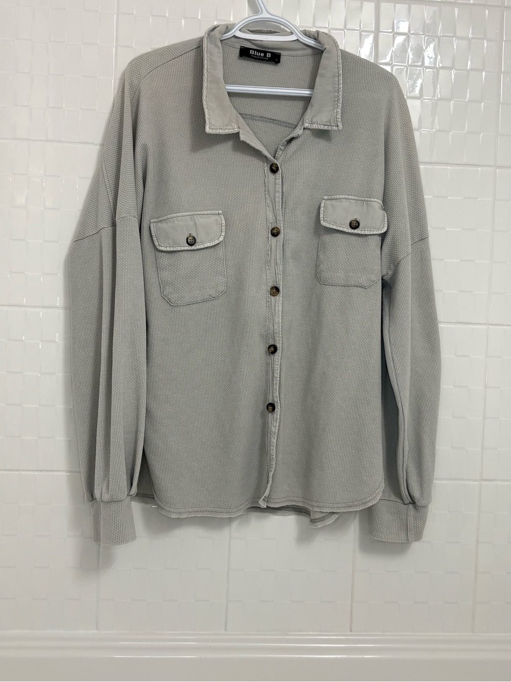 Blue B Women’s Light Gray Casual Button-Down Shirt